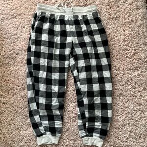 Black and white plaid pyjama pants